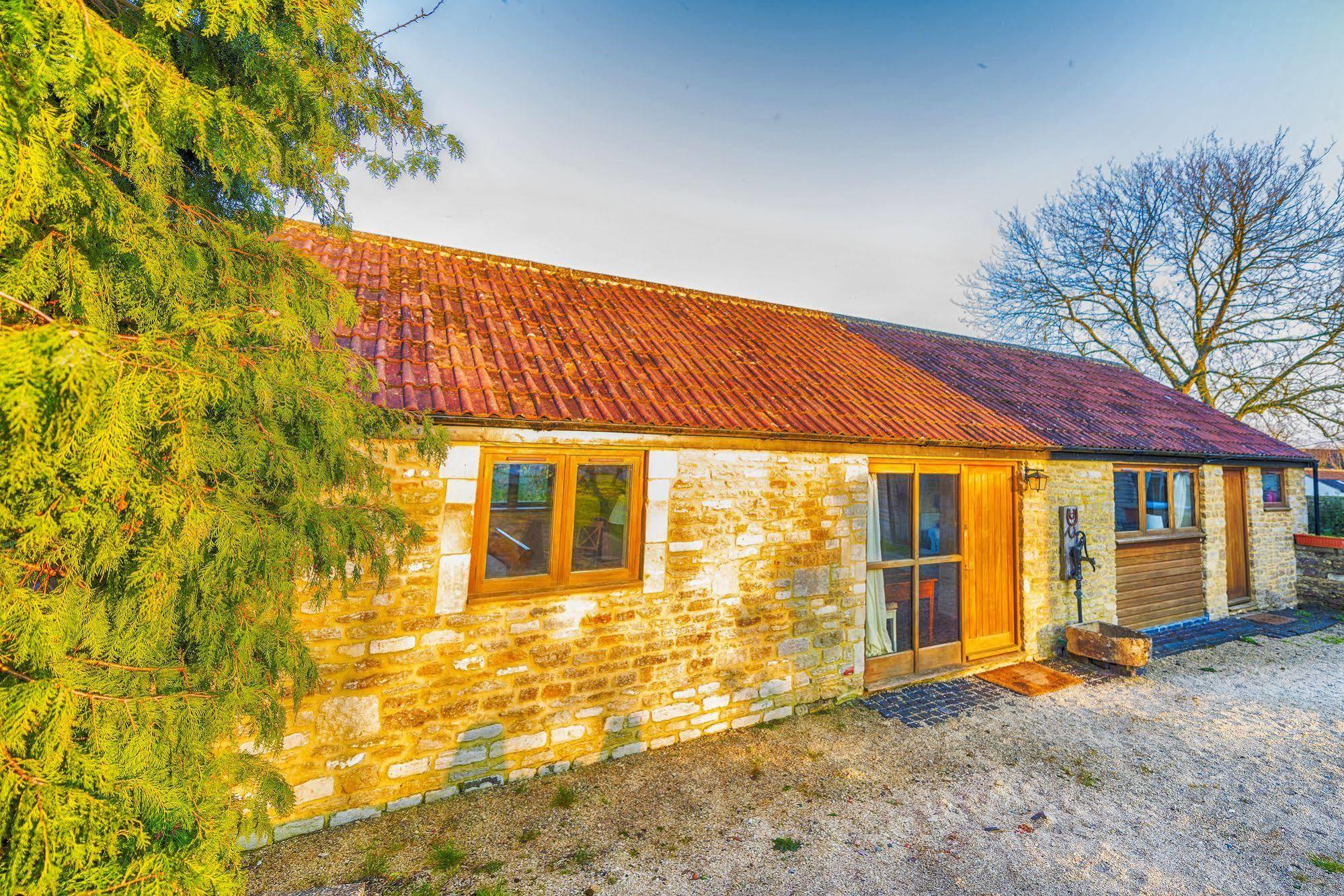 Whitley Coach House Villa Eksteriør billede